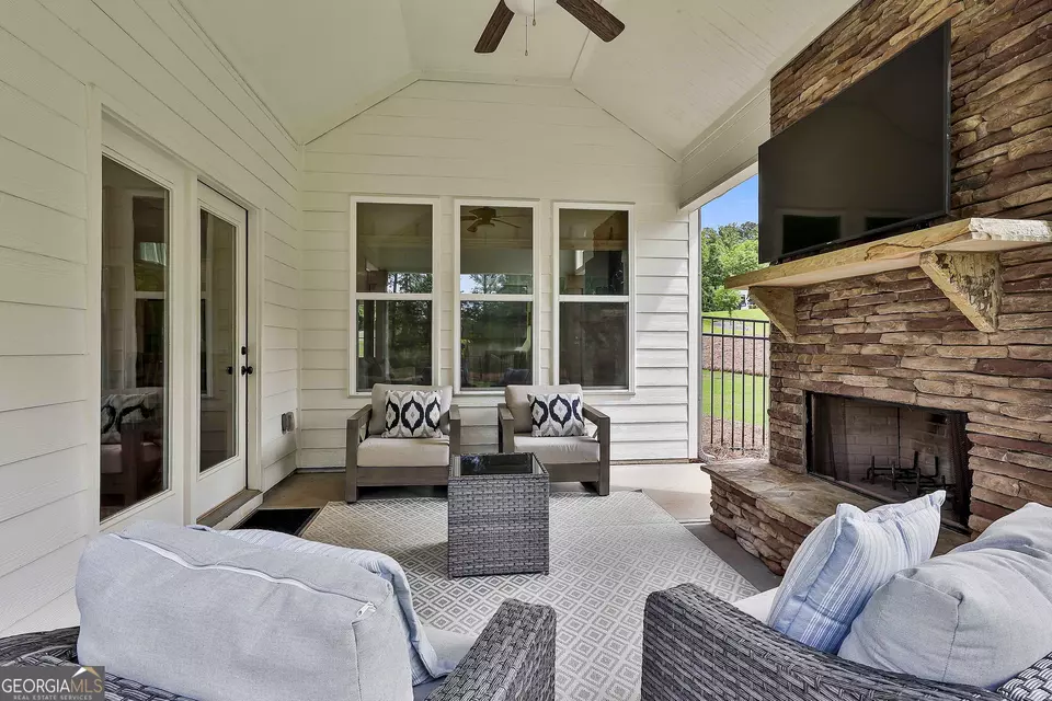 Exterior - 38 Platinum Rdg, Sharpsburg, GA 30277 photo 13 of 17