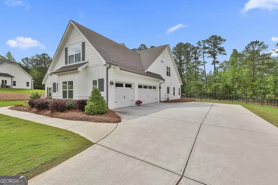 Exterior - 38 Platinum Rdg, Sharpsburg, GA 30277 photo 6 of 17