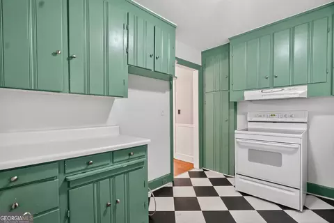 Kitchen - 109 Waverly Way, Lagrange, GA 30240 photo 1 of 3
