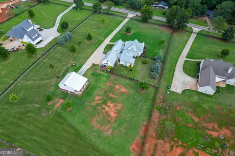 View/Area - 890 Smith Mill Rd, Winder, GA 30680 photo 1 of 6