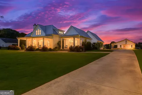 890 Smith Mill Rd, Winder, GA 30680