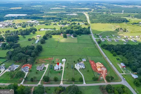 View/Area - 890 Smith Mill Rd, Winder, GA 30680 photo 4 of 6