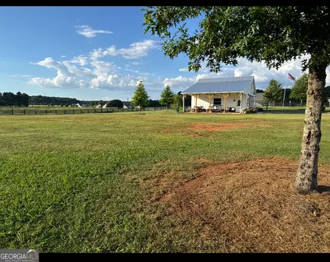 Exterior - 890 Smith Mill Rd, Winder, GA 30680 photo 18 of 33