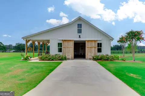 Exterior - 890 Smith Mill Rd, Winder, GA 30680 photo 7 of 33