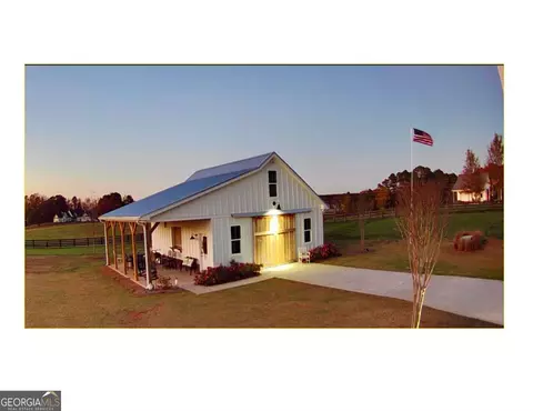 Exterior - 890 Smith Mill Rd, Winder, GA 30680 photo 8 of 33