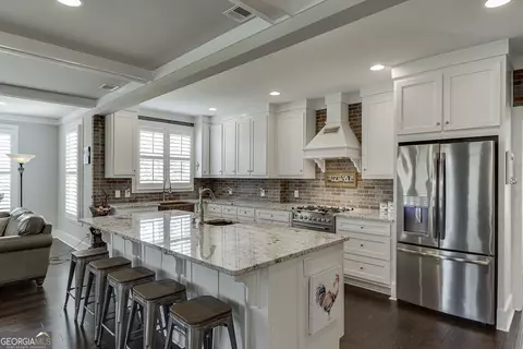 Kitchen - 890 Smith Mill Rd, Winder, GA 30680 photo 2 of 6