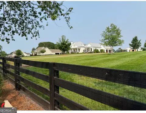 Exterior - 890 Smith Mill Rd, Winder, GA 30680 photo 22 of 33