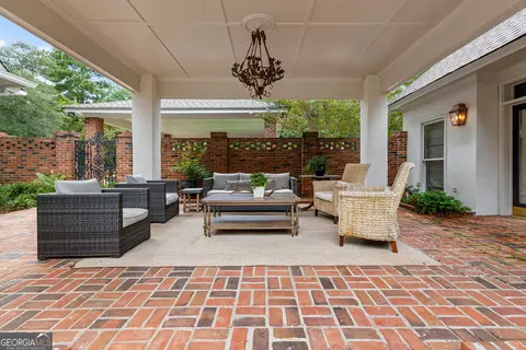 Exterior - 654 Cameron Mill Rd, Lagrange, GA 30240 photo 3 of 19