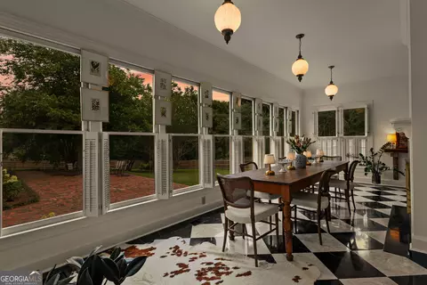 Dining - 654 Cameron Mill Rd, Lagrange, GA 30240 photo 5 of 5