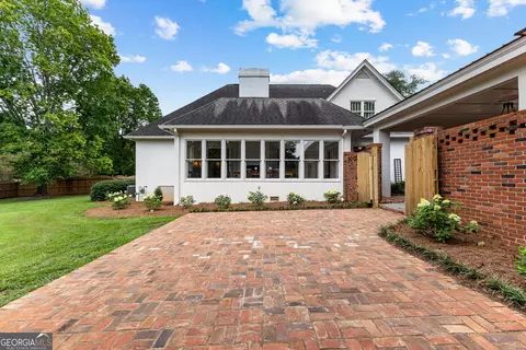 Exterior - 654 Cameron Mill Rd, Lagrange, GA 30240 photo 9 of 19