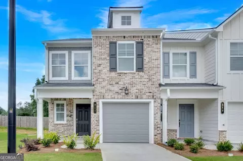 311 Rolling Green Rd, Adairsville, GA 30103