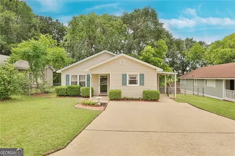 2207 26th St, Phenix City, AL 36867