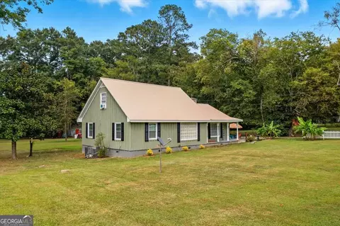 241 Riverbend Dr, Plainville, GA 30733