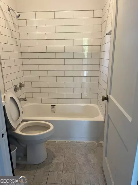 504 Calhoun St NW, Atlanta, GA 30318