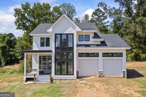 454 Harbor Pt, Hartwell, GA 30643