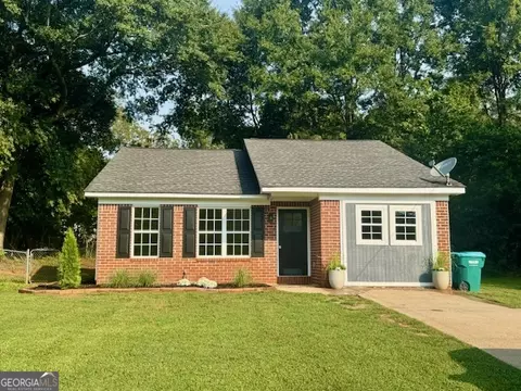 45 Williford St, Commerce, GA 30529