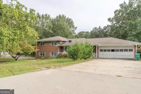 931 Rockbridge Rd, Norcross, GA 30093