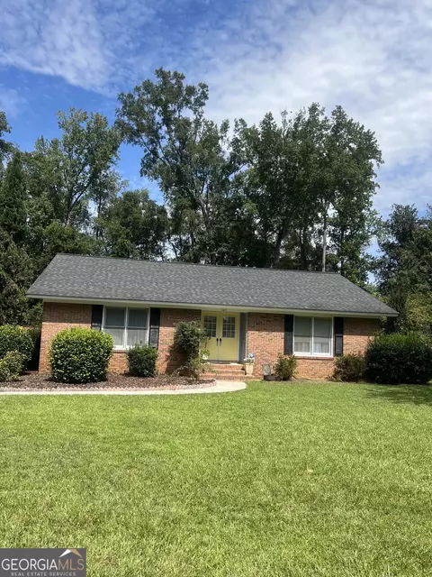 105 Palisade Dr, Dublin, GA 31021