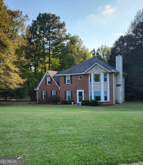 135 Bryson Ln, Fayetteville, GA 30215