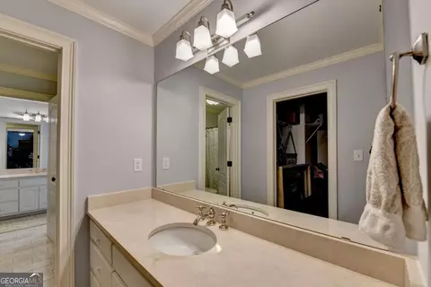 Bath - 1808 Ballybunion Dr, Duluth, GA 30097 photo 7 of 10
