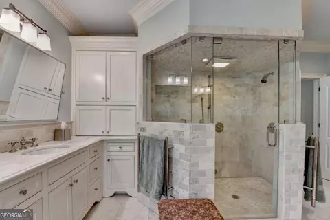 Bath - 1808 Ballybunion Dr, Duluth, GA 30097 photo 4 of 10
