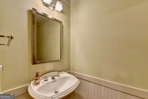Bath - 1808 Ballybunion Dr, Duluth, GA 30097 photo 10 of 10
