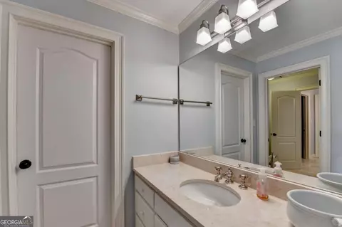 Bath - 1808 Ballybunion Dr, Duluth, GA 30097 photo 8 of 10