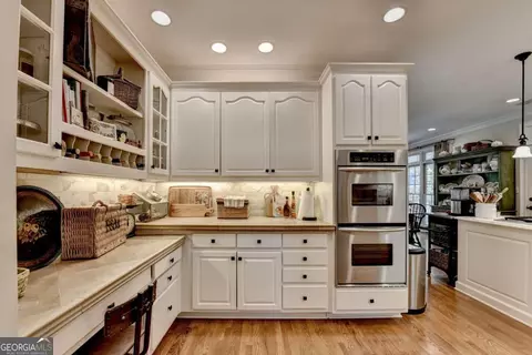 Kitchen - 1808 Ballybunion Dr, Duluth, GA 30097 photo 9 of 10