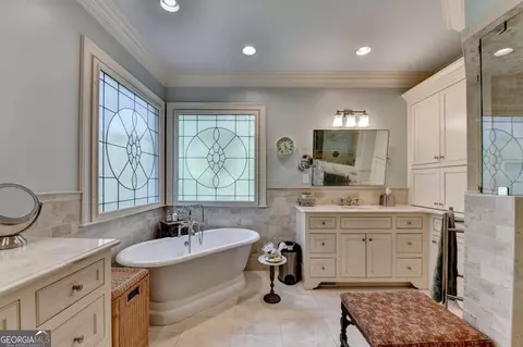 Bath - 1808 Ballybunion Dr, Duluth, GA 30097 photo 1 of 10