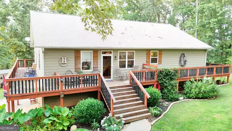 841 Spring Rd, Baldwin, GA 30511
