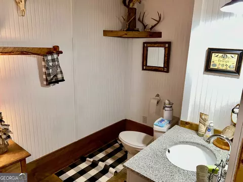 Bath - 841 Spring Rd, Baldwin, GA 30511 photo 6 of 6