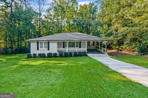 4 Thomas Way, Newnan, GA 30263