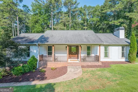 126 Junaluska Dr, Woodstock, GA 30188