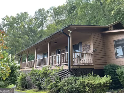 52 Lucky Ln, Rabun Gap, GA 30568