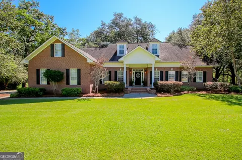 611 NE Pearl St, Collins, GA 30421
