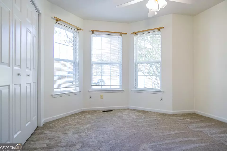 Bedroom - 18 Devonshire Dr SE, Rome, GA 30161 photo 5 of 8