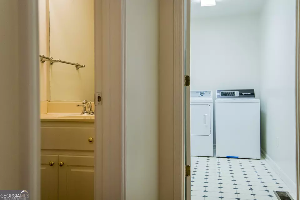 Other - 18 Devonshire Dr SE, Rome, GA 30161 photo 5 of 7