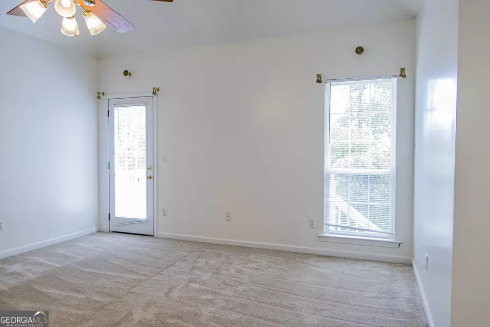 Bedroom - 18 Devonshire Dr SE, Rome, GA 30161 photo 1 of 8