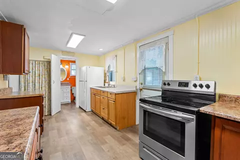 Kitchen - 180 Cove Rd, Jackson, GA 30233 photo 2 of 2