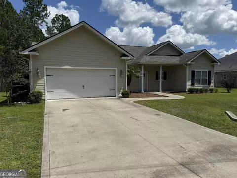 572 Henrietta St, Kingsland, GA 31548