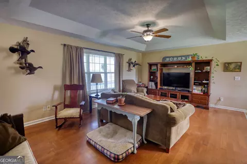 Living - 1168 E Moores Crossing Rd, Thomaston, GA 30286 photo 1 of 2