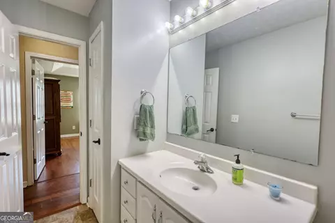 Bath - 1168 E Moores Crossing Rd, Thomaston, GA 30286 photo 3 of 12