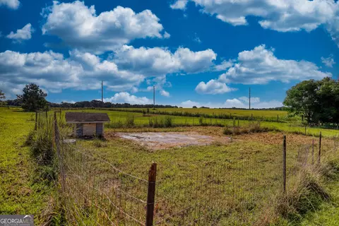 Exterior - 1168 E Moores Crossing Rd, Thomaston, GA 30286 photo 2 of 3