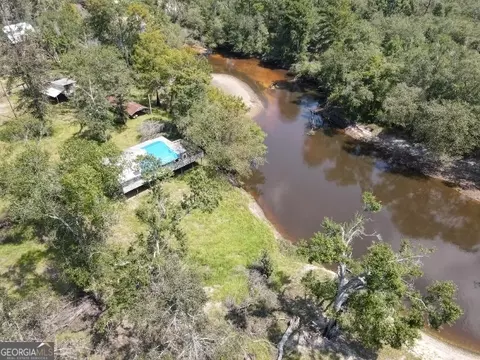 163 Egret Pl, Lyons, GA 30436