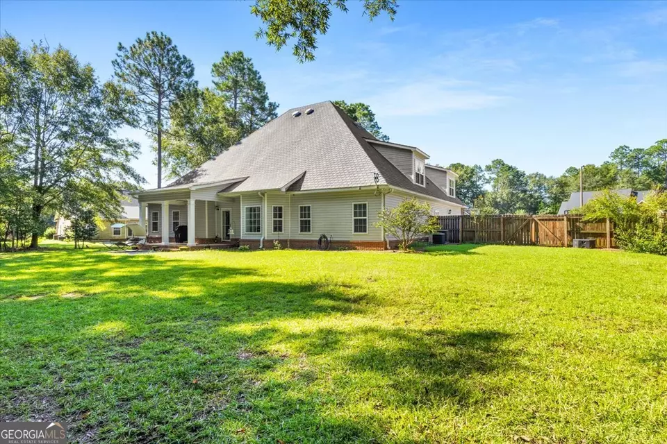 Exterior - 102 Seven Pines Ct, Perry, GA 31069 photo 6 of 6