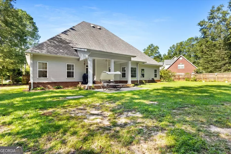 Exterior - 102 Seven Pines Ct, Perry, GA 31069 photo 5 of 6