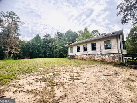 Exterior - 912 Kings Bench Rd, Hartwell, GA 30643 photo 4 of 5