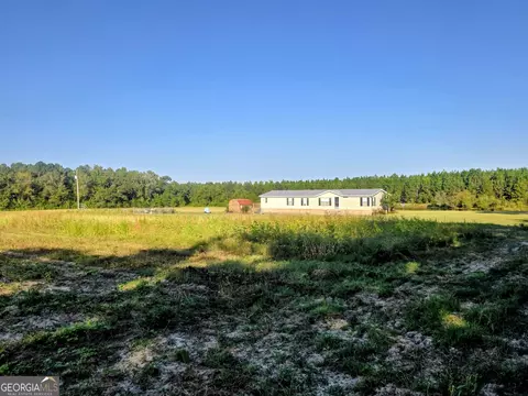 3413 Paramore Hill Rd, Millen, GA 30442