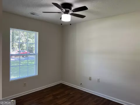 Bedroom - 1512 Academy Ave, Dublin, GA 31021 photo 2 of 3