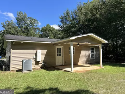 Exterior - 1512 Academy Ave, Dublin, GA 31021 photo 4 of 4